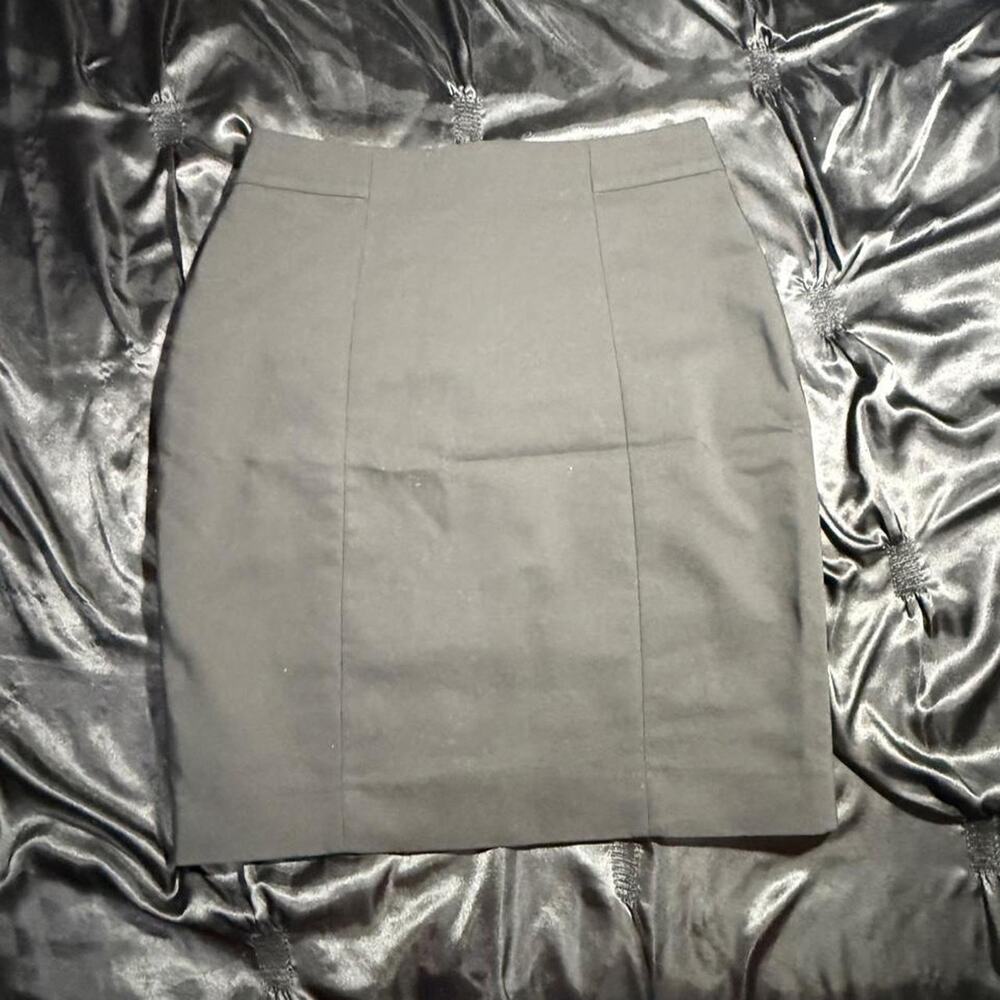 Hm black pencil skirt with